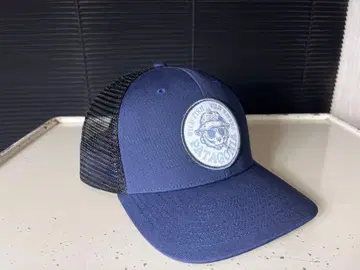 파타고니아 메쉬 캡 네이비