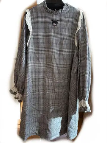 Candy Stripper 캔디스트리퍼 고양이 자수 체크 원피스