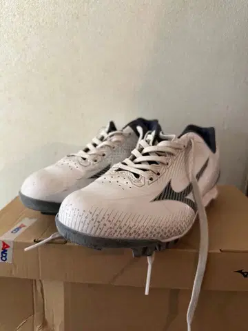 미즈노 소년 야구 스파이크 24.5cm