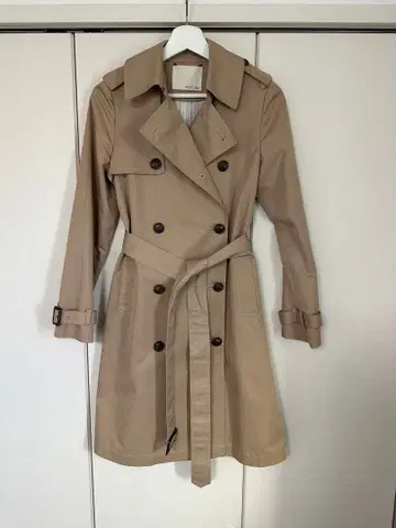 PEGGY LANA 베이지 트렌치코트