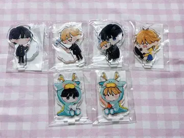 너에게 닿지 않아. 미니 아크릴 스탠드 피규어