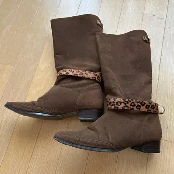 페이지 보이 롱 부츠