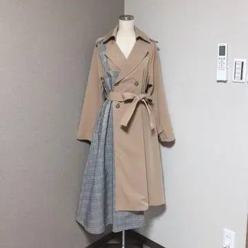 무루아 도킹 체크 롱 코트 베이지