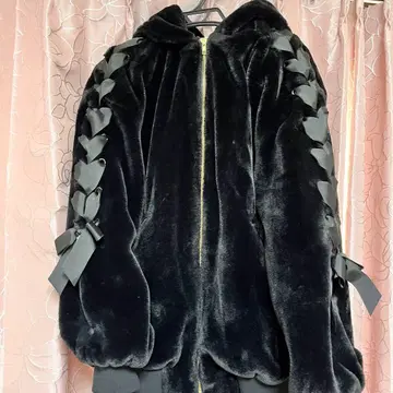 리즈리사 토끼 귀 퍼 블루종 후드 부착