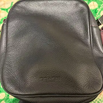 블랙 가죽 숄더백