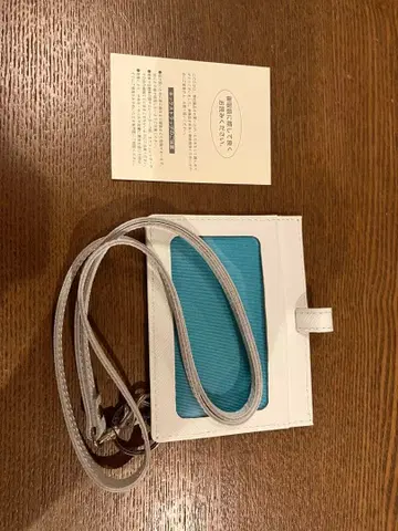 ASHFORD ID 카드 홀더 화이트