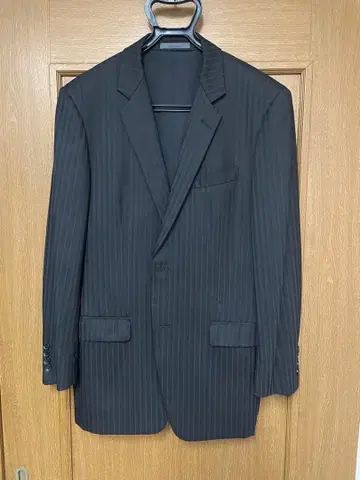 캘빈클라인 스트라이프 블랙 비즈니스 정장