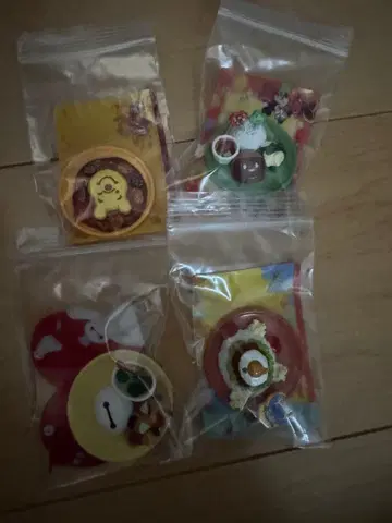 Kit Oisix 디즈니 가챠 컬렉션 컴프 세트