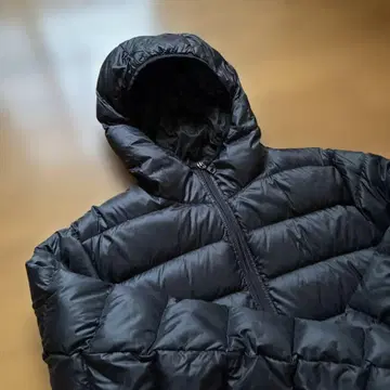 UNIQLO 라이트 다운