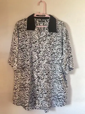 제브라 패턴 반팔 하와이안 셔츠