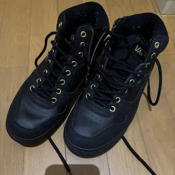 지퍼 달린 블랙 스니커즈 US 10