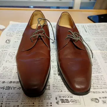 브라운 가죽 레이스업 슈즈