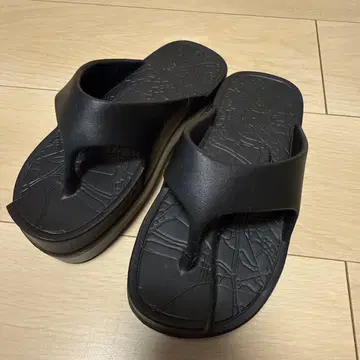 쿠바키 Racbaki 이지 샌들 블랙