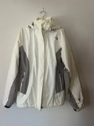 THE NORTH FACE 마운틴 파카 화이트/그레이