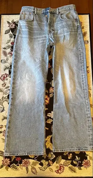 라이트 블루 부츠컷 데님