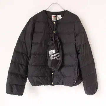 트래디셔널 웨더웨어 아클리 다운 패커블 S 사이즈 블랙 컬러