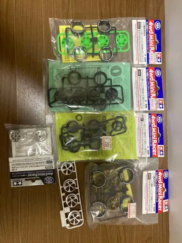 미니 사륜구동 부품 세트 24점