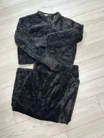 미라 오웬 니트 업 라메 블랙 가디건