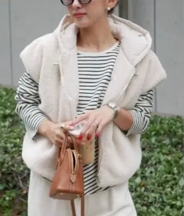 Bebeod 새상품 실키 터치 새틴 플레어 스커트 차콜 그레이