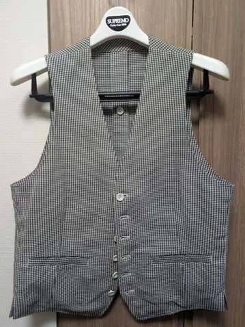 디자인 웍스 체크 무늬 슬리브리스 베스트 46