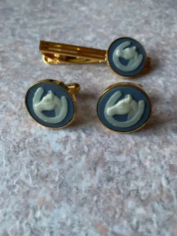 말굽 말 카메오풍 커프스 넥타이핀 세트 골드 레트로