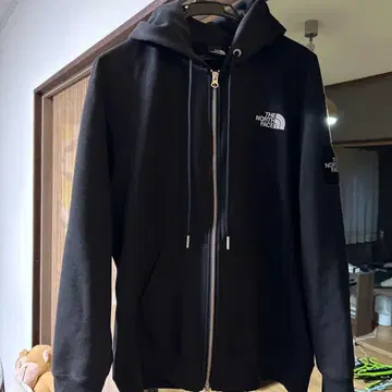 THE NORTH FACE 블랙 후드티