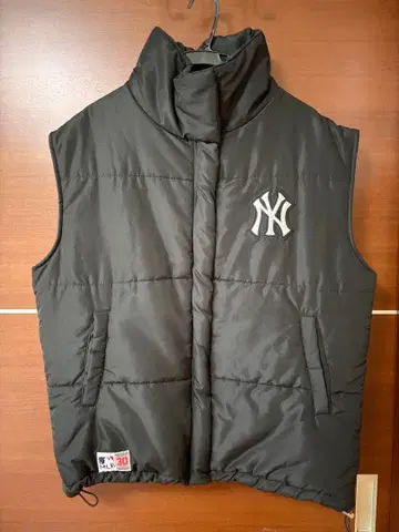 뉴욕 양키스 다운 베스트 사이즈 30