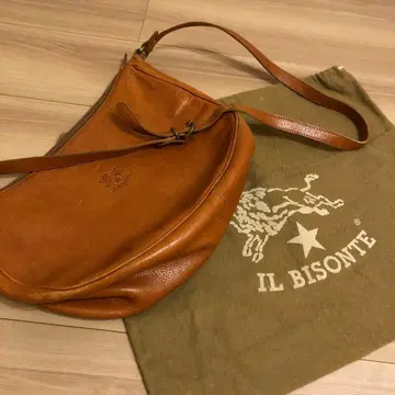 IL BISONTE 브라운 숄더백 수납 가방 포함