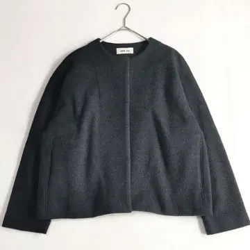 [ 새상품급 ] 에붐에바 프레스 울 숏코트