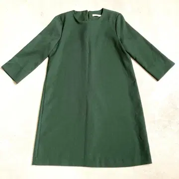 ZARA TRF 뒷면 펄 버튼 다크 그린 원피스 S