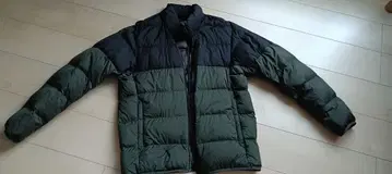 ULTRA LIGHT DOWN 다운 자켓 M 다크 그린/블랙