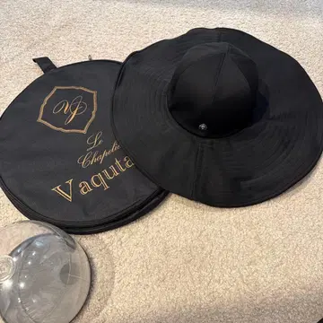 Vaquiaux 블랙 와이드 브림 햇 수납 케이스 포함