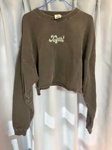 X-girl 크롭 맨투맨 차콜