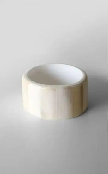 8uede patch bone cuff 뱅글