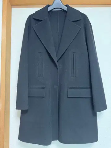 띠어리 럭스 코트