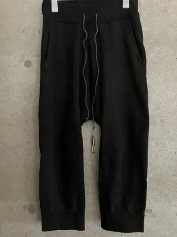 KAZUYUKI KUMAGAI ATTACHMENT 사루엘 저지 팬츠