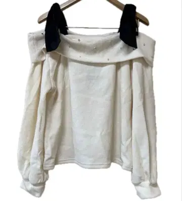 4L 사이즈 어깨 리본 오프숄더 니트 아이보리 비쥬 포함