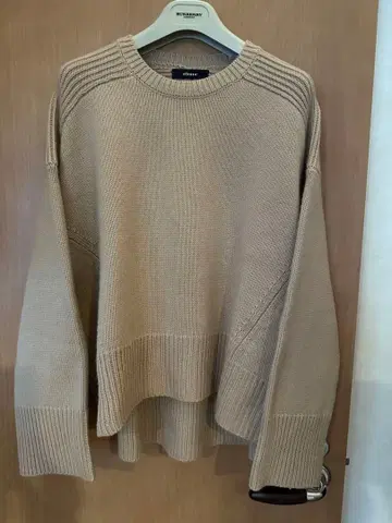 ebure 캐시미어 두꺼운 원단 크루넥 니트