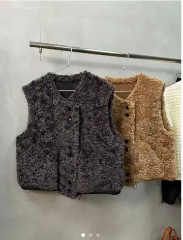 보아 베스트 복슬복슬 따뜻한 베스트 루즈핏 아우터 새상품 베이지