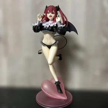 그 비스크 돌은 사랑을 한다 리즈 피규어