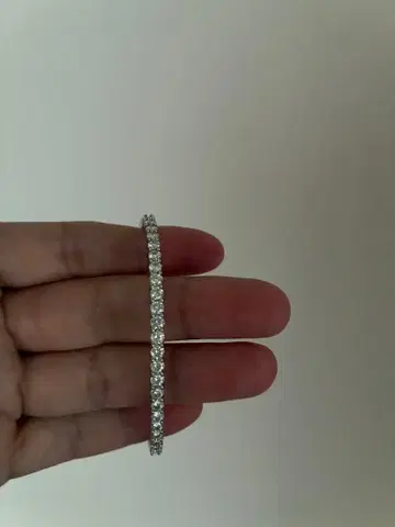 모이사나이트 뱅글