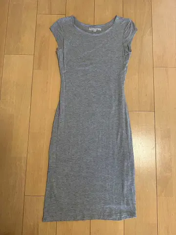 Velvet Torch 그레이 반팔 원피스 M