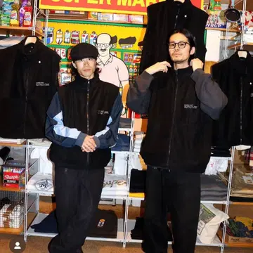 SUPER MARKET address Fleece Vest