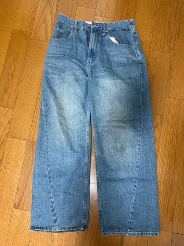 [ 완판템 ] BONBONStore 워시드 청바지 S