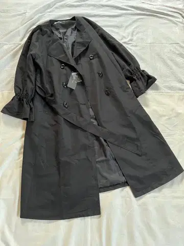 titivate 블랙 트렌치코트