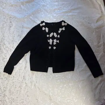 TO BE CHIC 가디건 하트 비쥬 사이즈 V 빅 사이즈