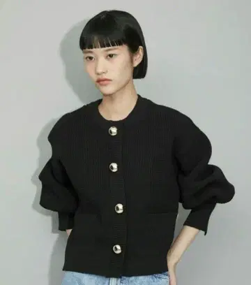 [ WEB 한정판 지속가능성 워셔블 ] BIG 버튼 니트 가디건