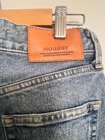 moussy 마우지 MVS FLARE 데님 플레어 팬츠