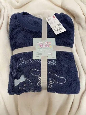 플리스 세트 네이비 S 치이카와 x 산리오 콜라보 유니클로