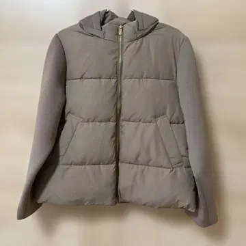 후드 부착 베이지 패딩 자켓